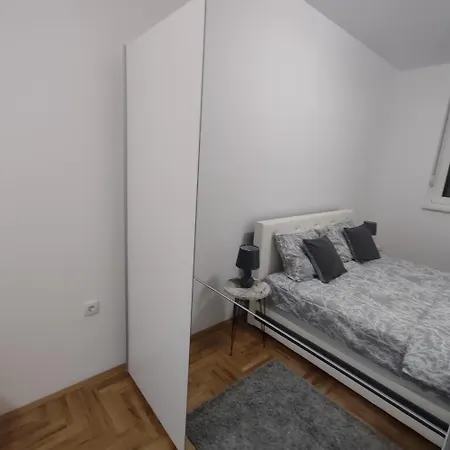 Aparthotel N&l *